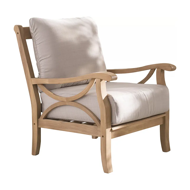 Gartenstühle aus Holz und Segeltuch